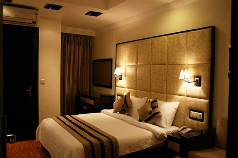 Hotel Green Valley New Delhi Eksteriør billede